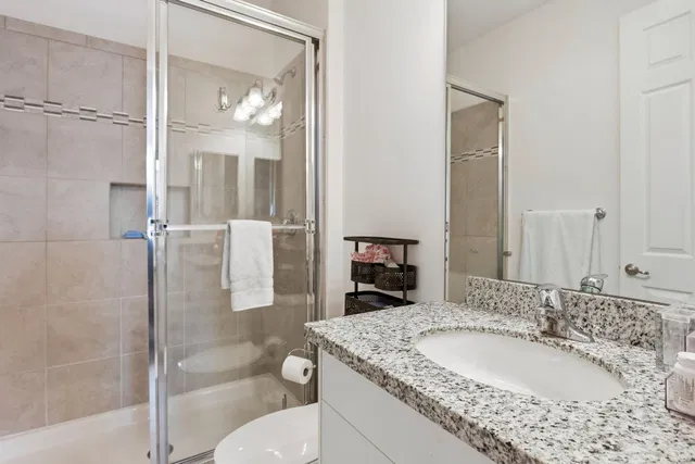 Residence photo 29