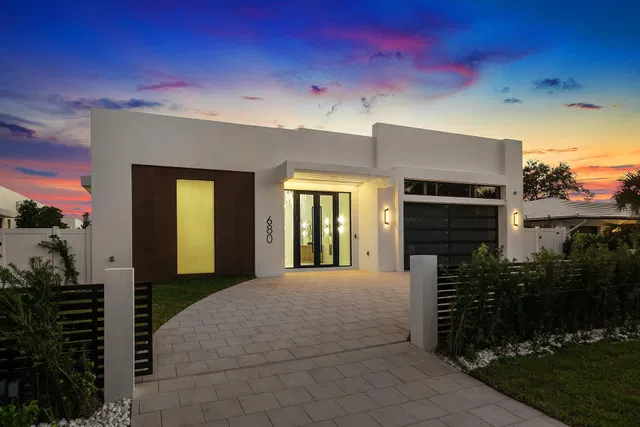 Residence photo 3