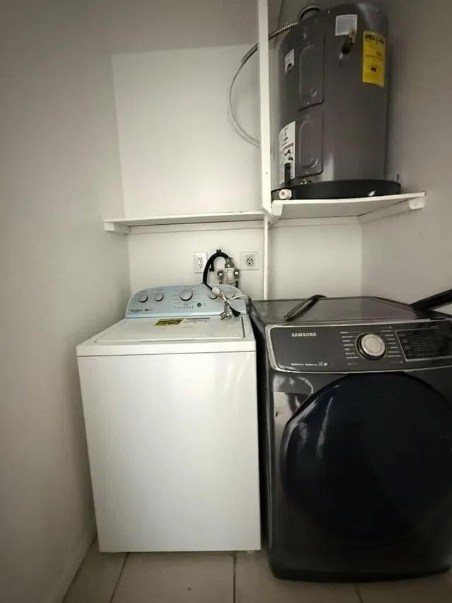 Residence photo 2