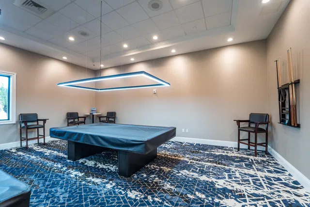 Residence photo 63