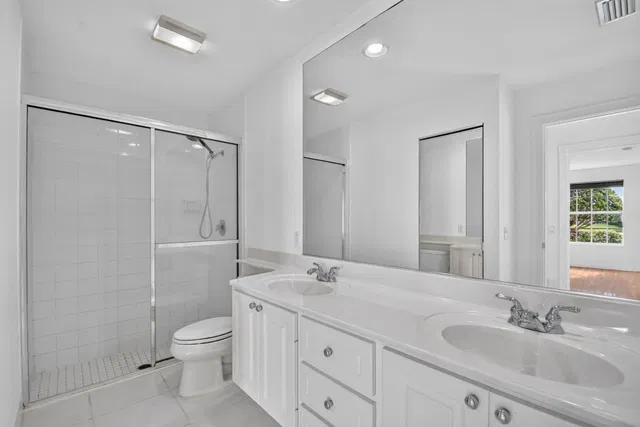 Residence photo 32