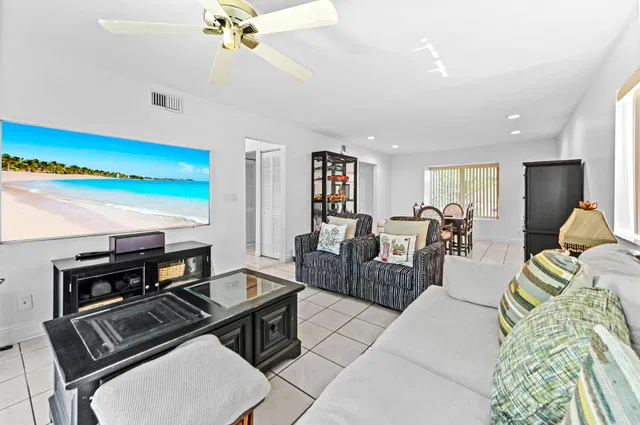 Residence photo 10