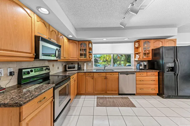 Residence photo 11
