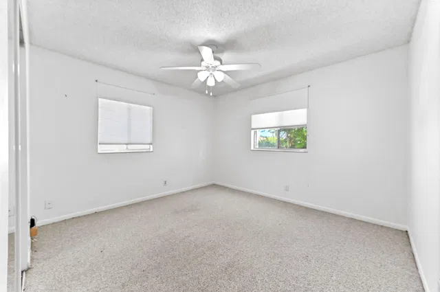 Residence photo 23