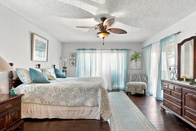  Residence photo 17
