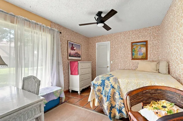  Residence photo 19