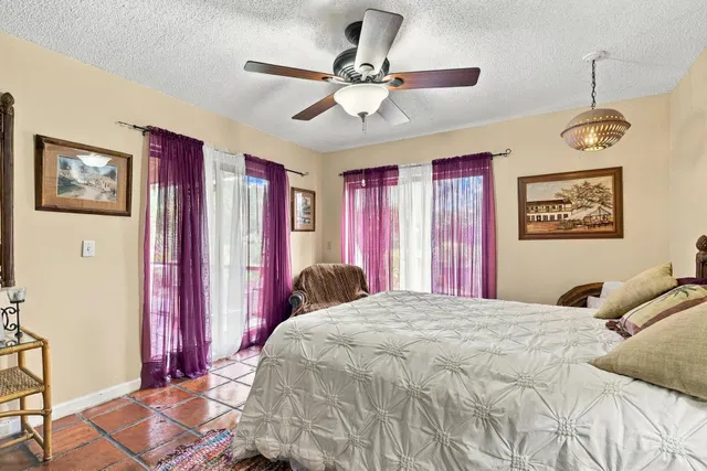  Residence photo 28
