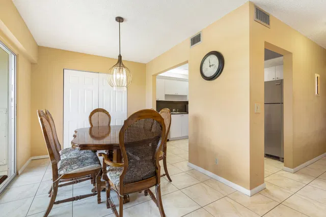 Residence photo 7