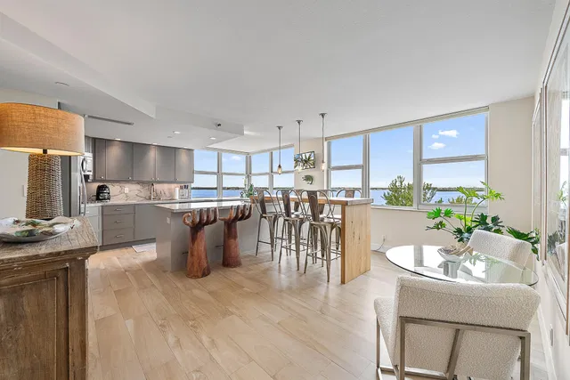 Corniche Singer Island Unit 505 photo 7