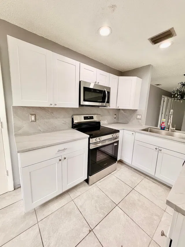 Residence photo 7