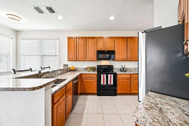 Residence photo 16
