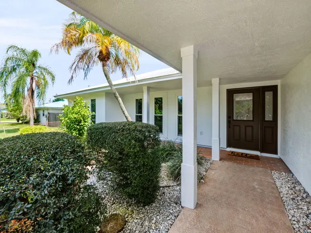 Residence photo 5