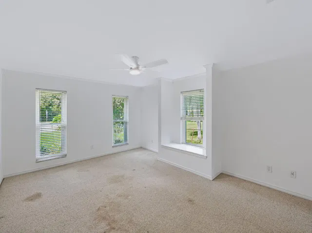 Residence photo 18