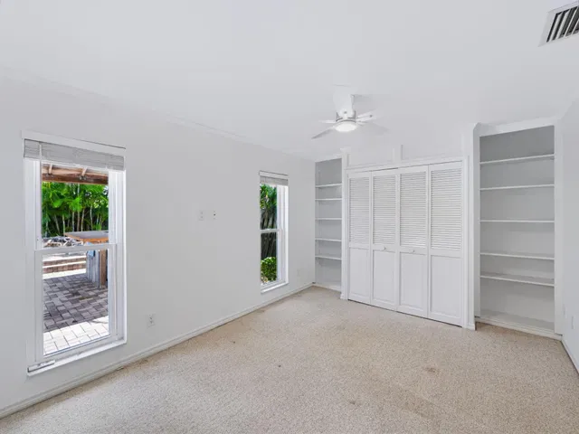 Residence photo 22