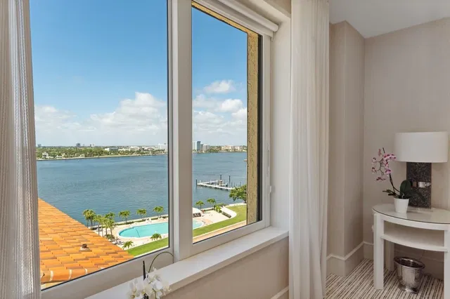 Palm Beach Biltmore Unit 906 photo 7