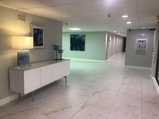 Unit 108 photo 29