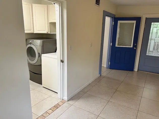 Residence photo 4