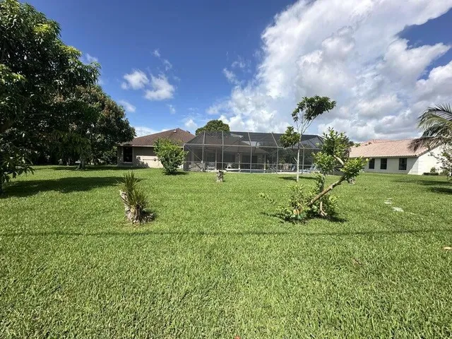 Residence photo 2