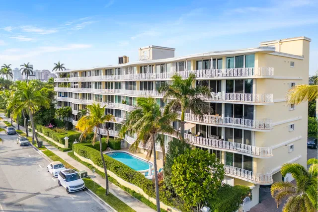 In-Town Palm Beach Unit 0035 photo 14