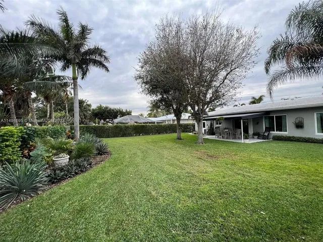 Palm Beach Shores Residence photo 3