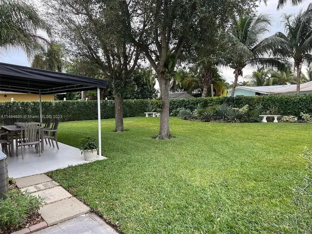 Palm Beach Shores Residence photo 5