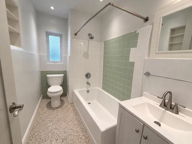 Palm Beach Shores Residence photo 11