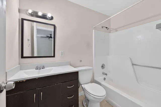 Residence photo 11