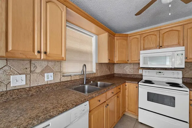 Residence photo 21