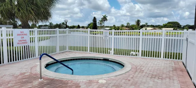  Residence photo 4