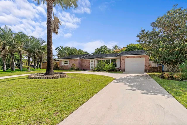 Residence photo 4