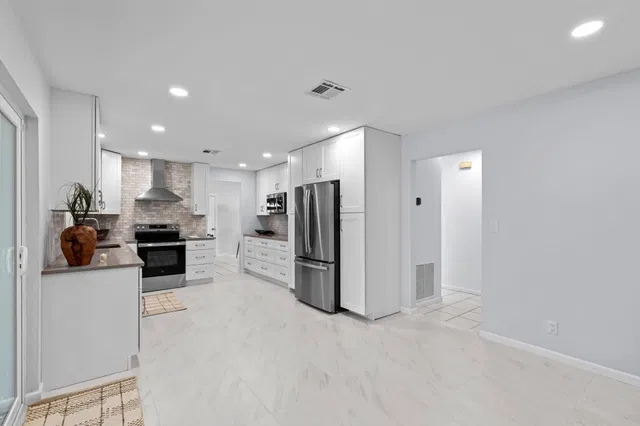 Residence photo 13