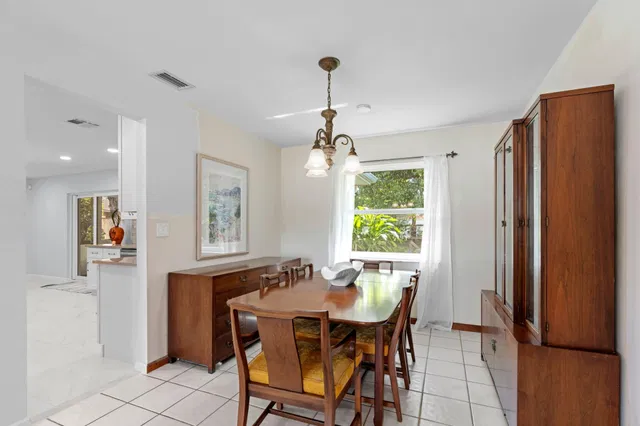 Residence photo 20