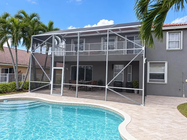Residence photo 8