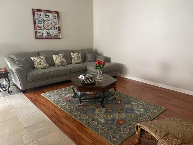 Residence photo 6