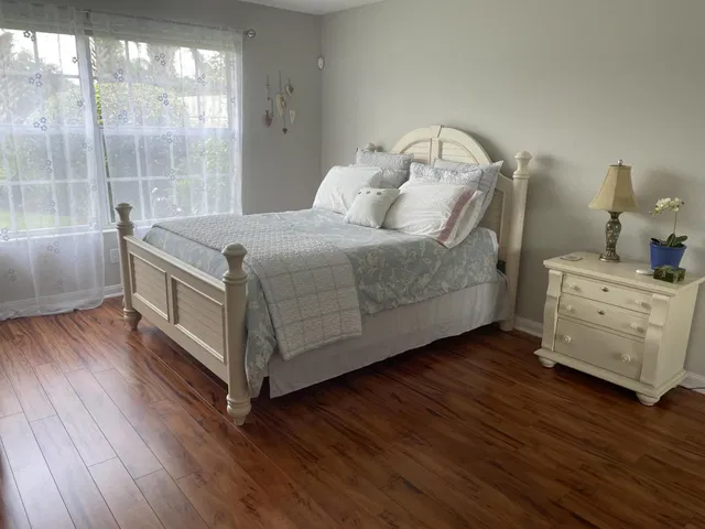 Residence photo 8