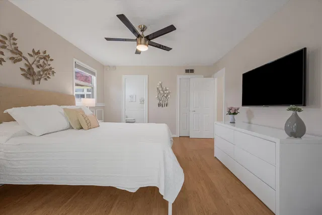 Unit 114 photo 15