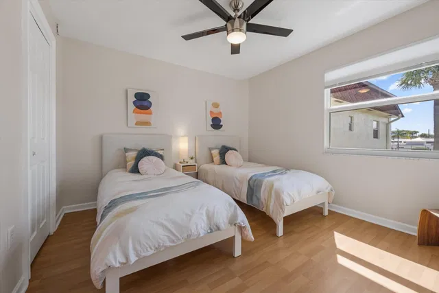 Unit 114 photo 18