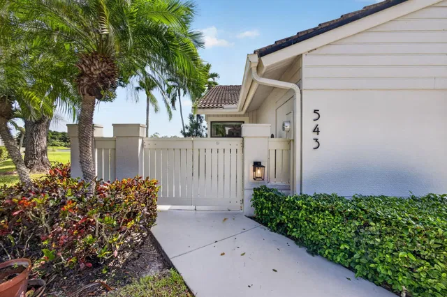 PGA National Palm Beach Gardens Residence photo 2