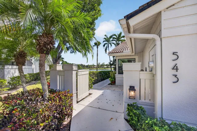 PGA National Palm Beach Gardens Residence photo 3