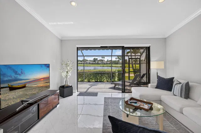 PGA National Palm Beach Gardens Residence photo 14