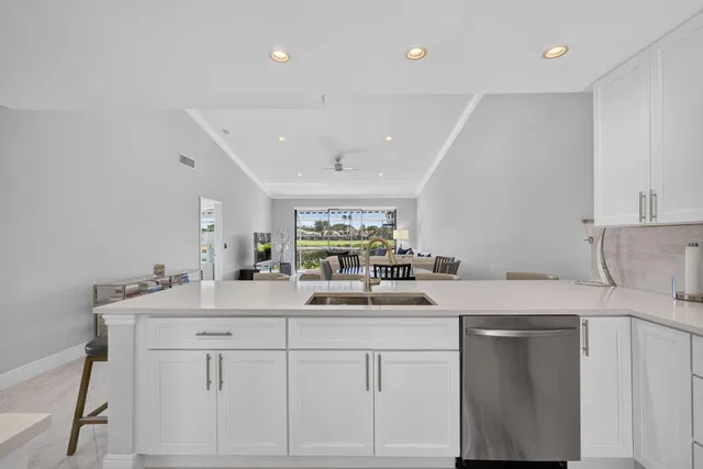 PGA National Palm Beach Gardens Residence photo 23