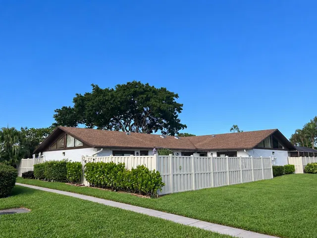 Residence photo 6