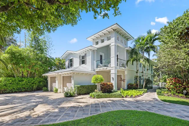 Residence photo 4