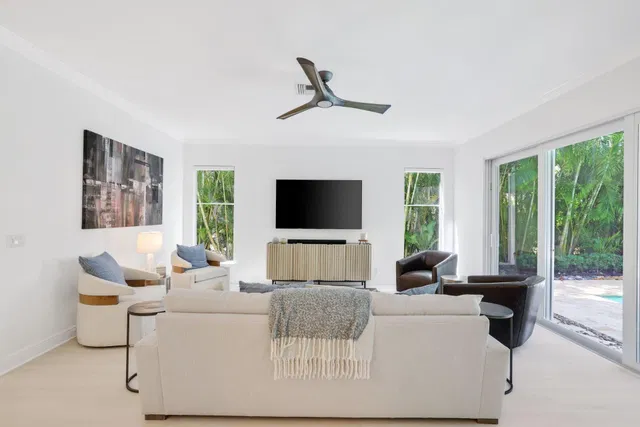 Residence photo 18