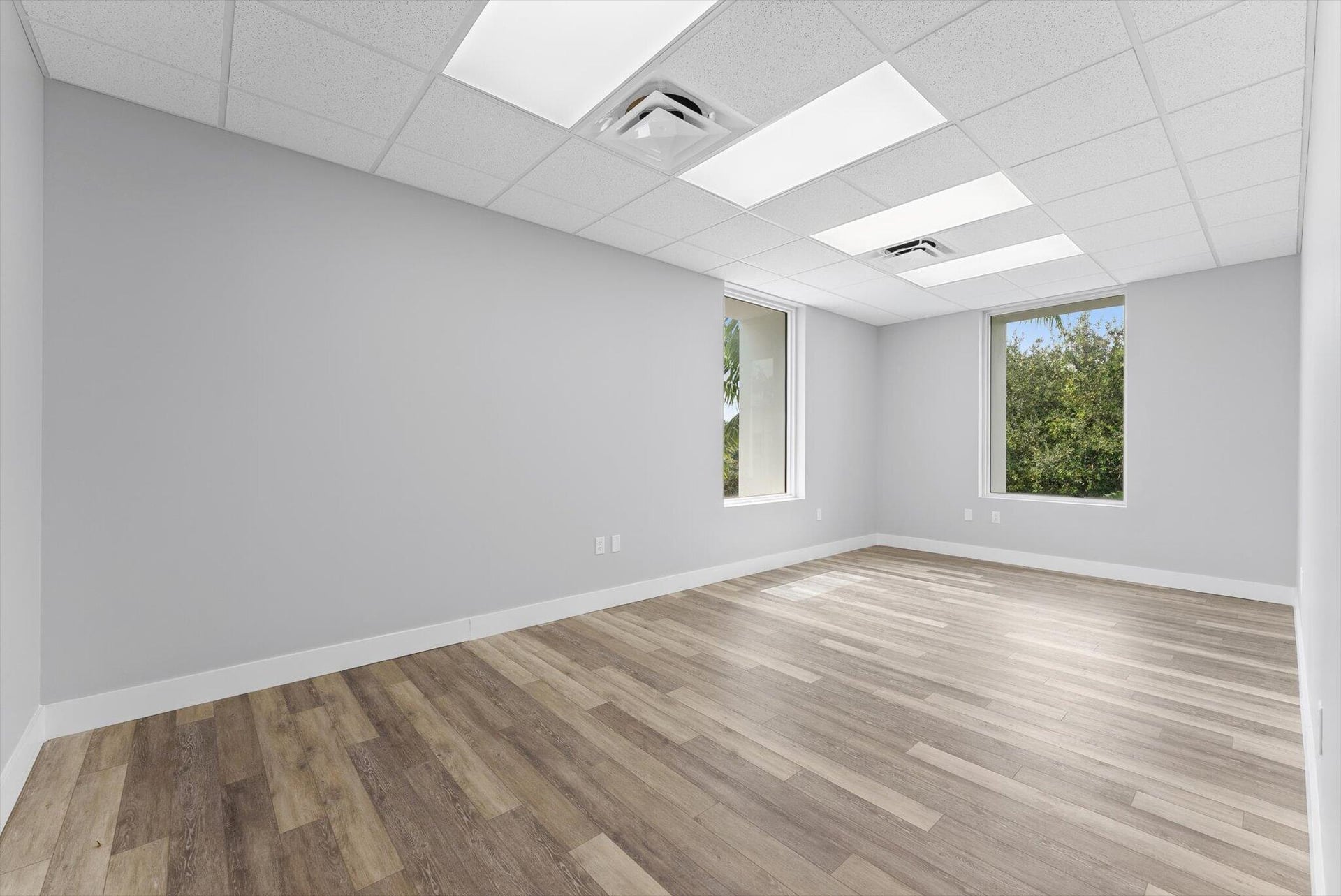 Unit 210 photo 6