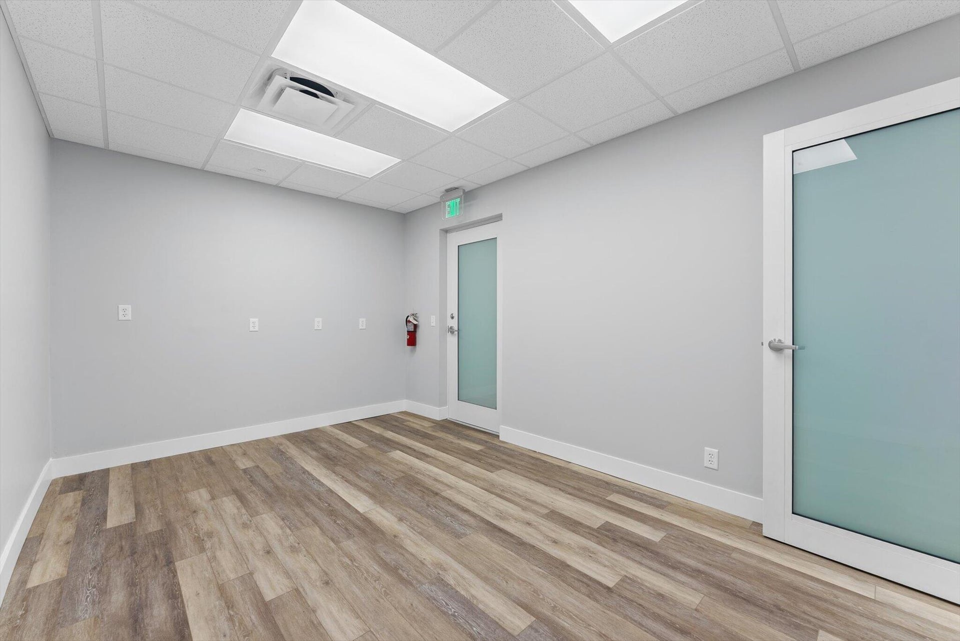 Unit 210 photo 9