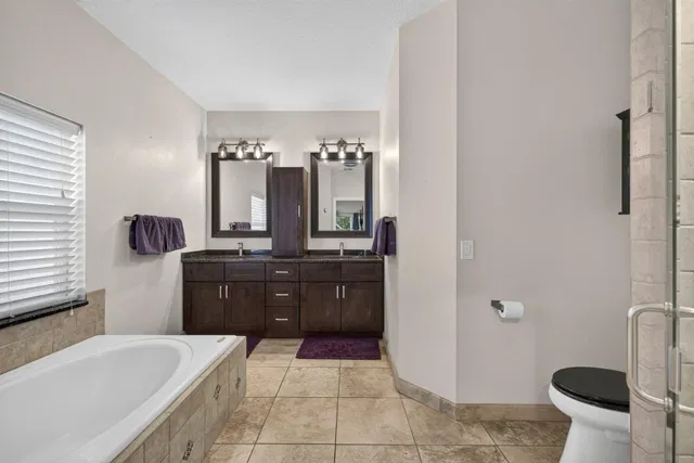 Residence photo 14
