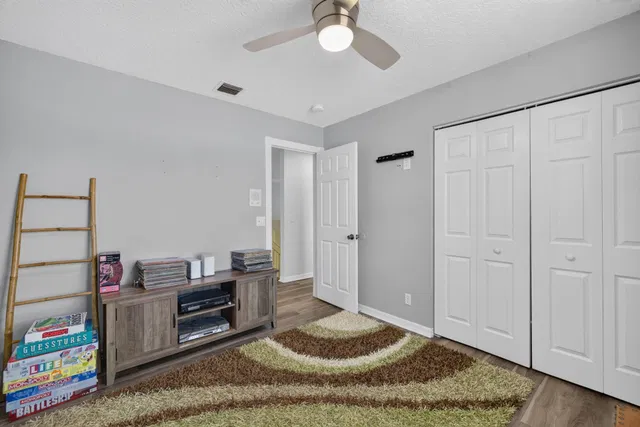 Residence photo 23