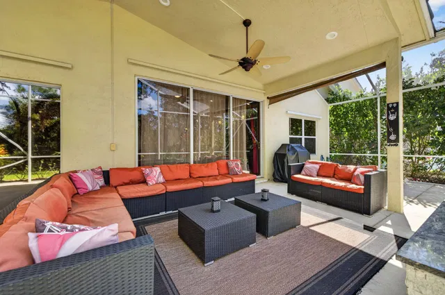 Residence photo 26