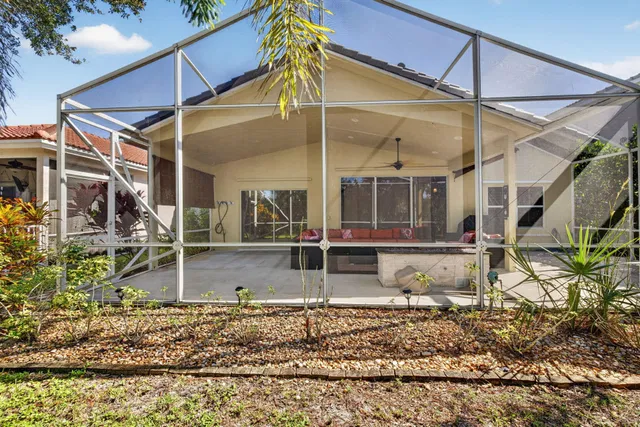 Residence photo 32
